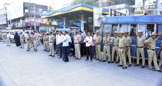 DYFI protest